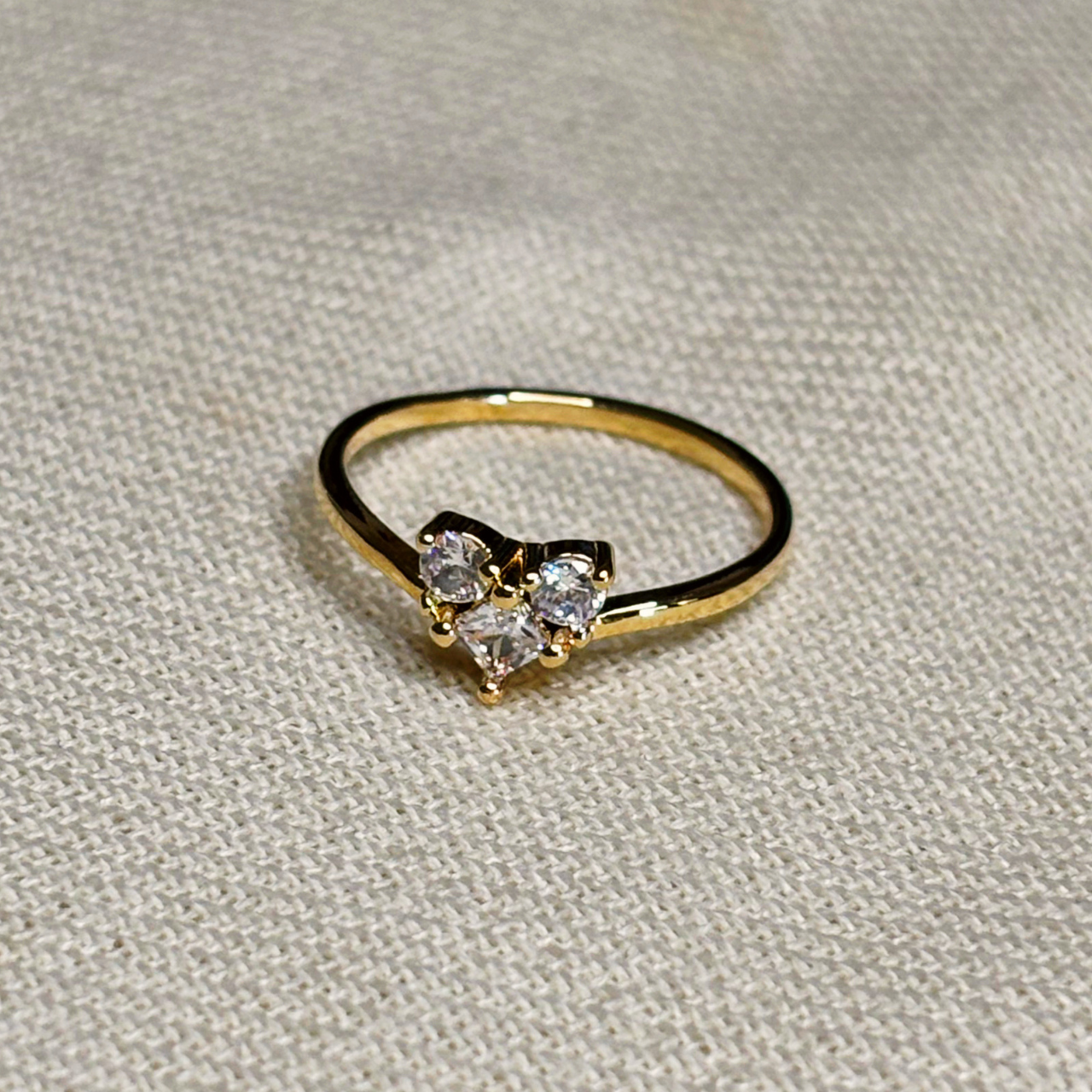 Anillo Corazón Circón Mom Glow