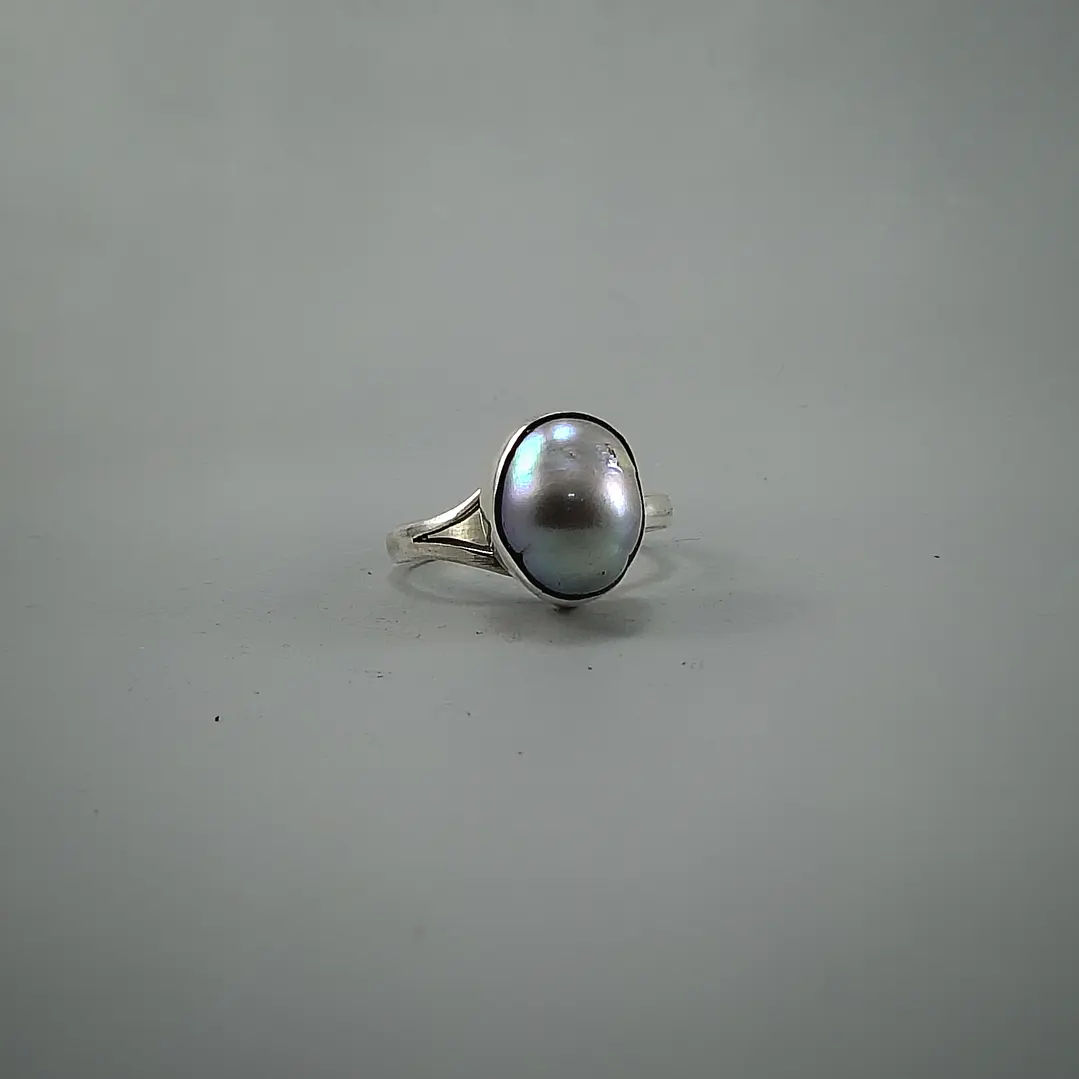 Anillo de Perla Negra en Plata 950 Ajustable | Hecho a Mano en Valparaíso 1