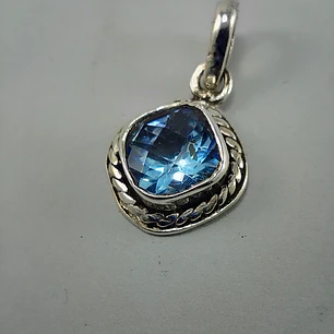 Collar de Plata 970 con Aguamarina Facetada | Hecho a Mano en Valparaíso