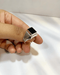 Anillo cuadrado piedra Onix