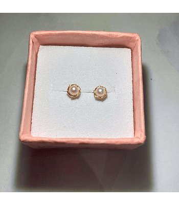 Aros de oro perla entrelazado - 18k