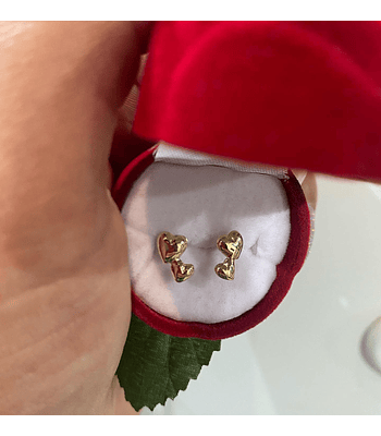 ✨ Aritos dos corazones 💕