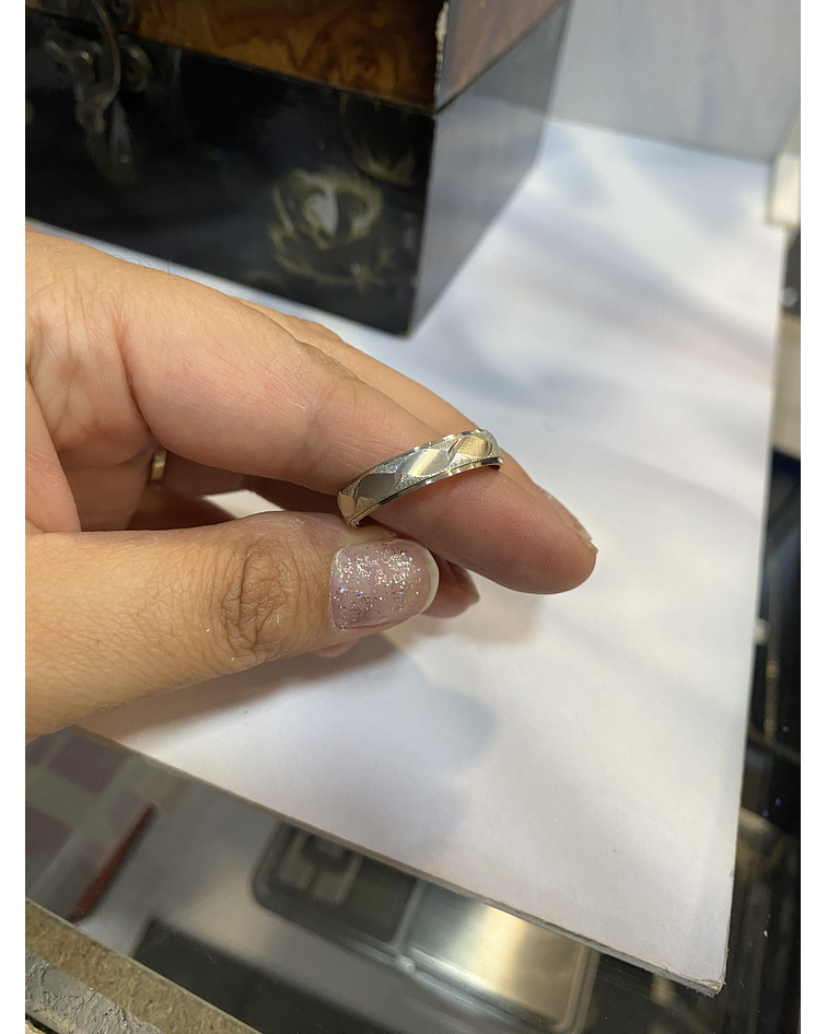 Argollas de plata modelo Ag092 facetado 