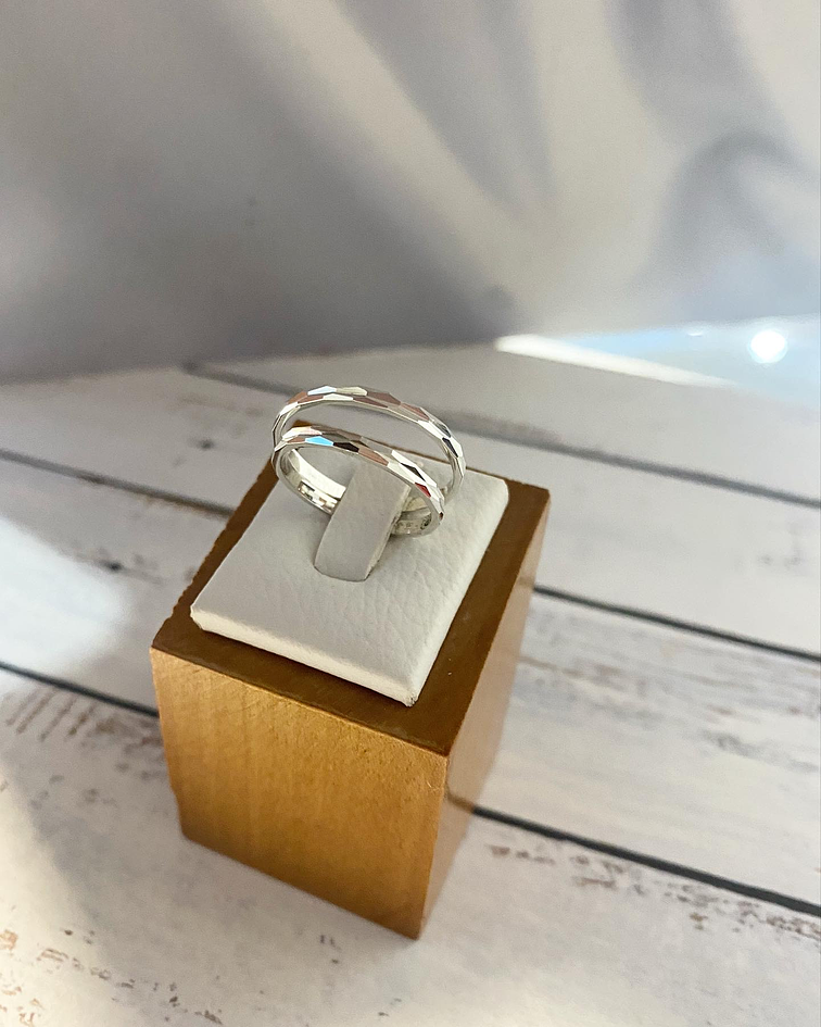 Alianzas facetadas Ag340