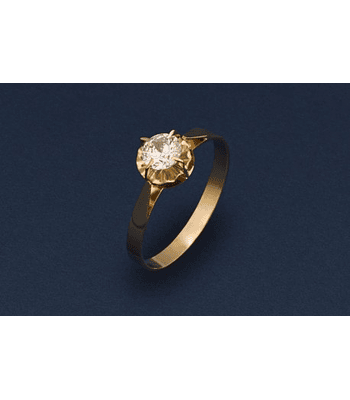 Anillo circón Reina 👸🏻 cod 560