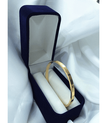 Pulsera esclava de oro plana lisa