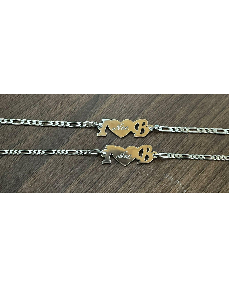 Pulseras iniciales y corazón 💓 