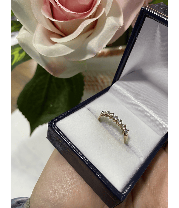 Anillo siete circones ✨ cod 0709