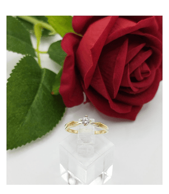 Anillo solitario circón COD 0718