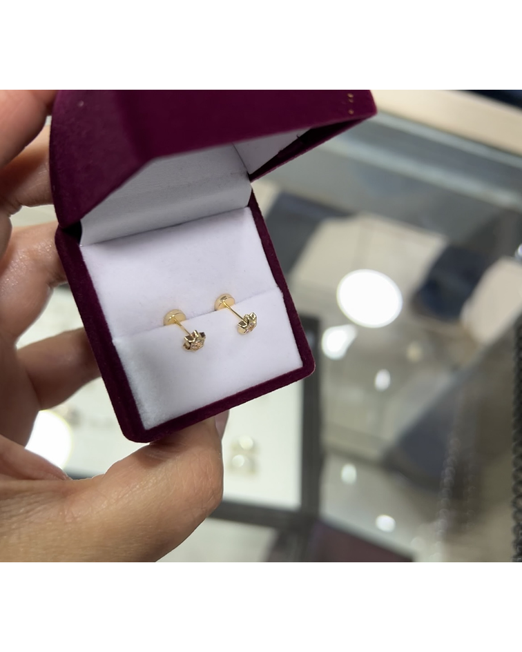 Estrella circón 18k Talla 1