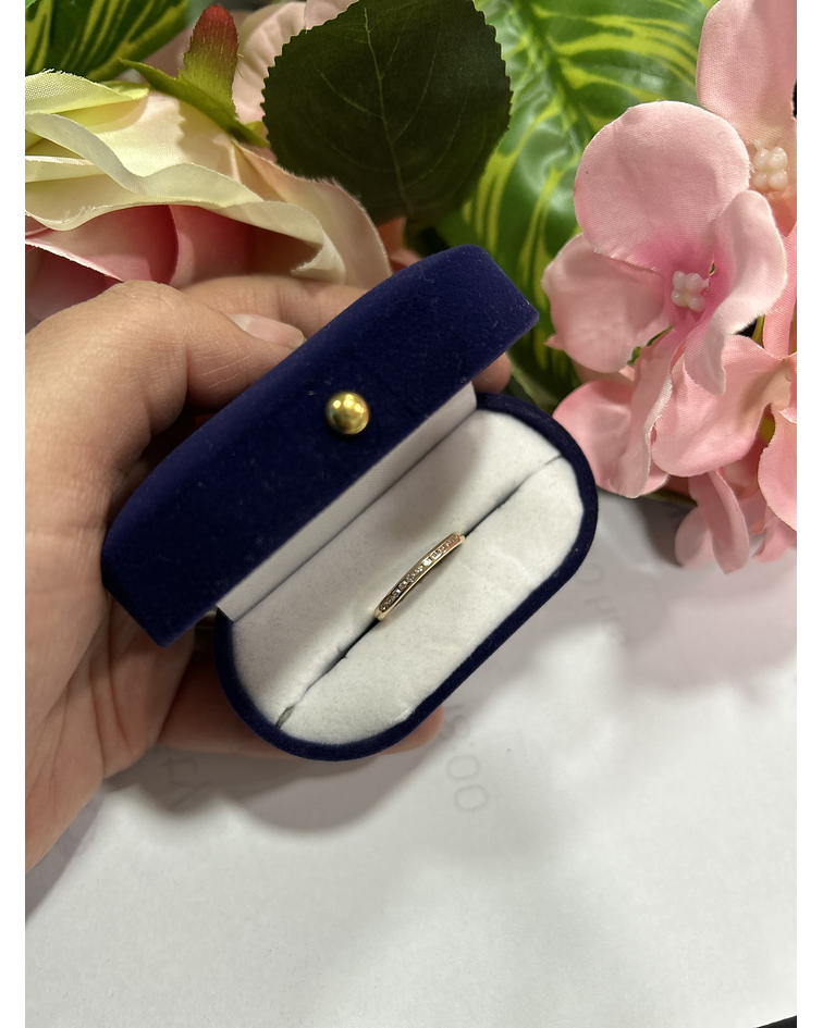 Anillo cintillo circones 