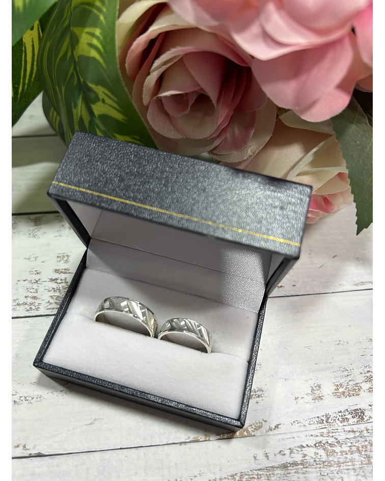 Argollas plata facetada especial 💖