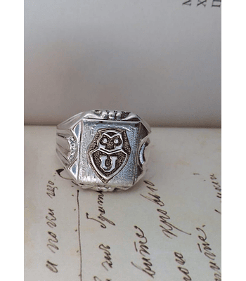 Anillo sello universitario 