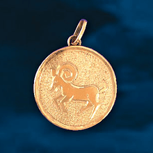 Medalla signo Aries grabado a mano cod  1710AR