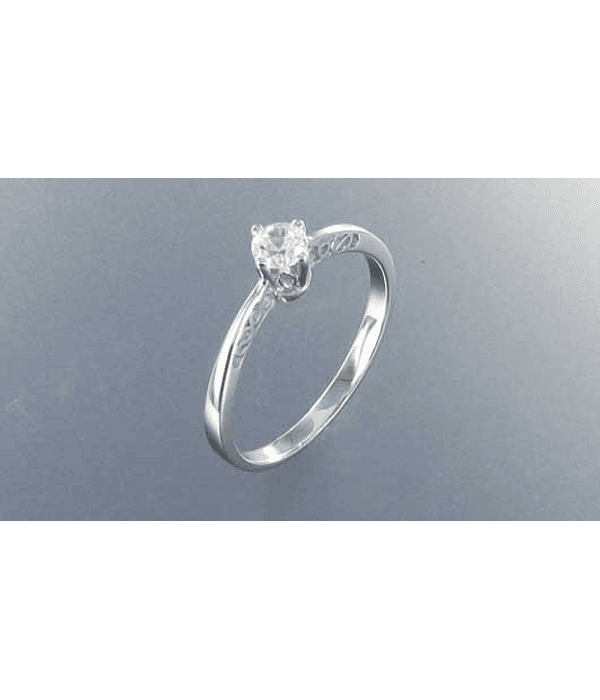 Anillo solitario calado 
