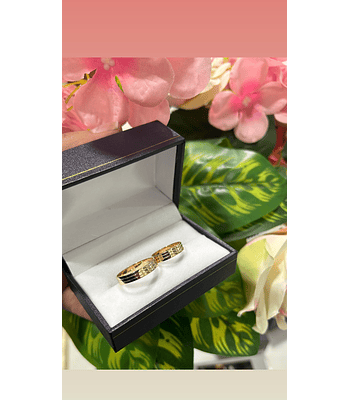 Argollas modelo doble linea 4 mm ✨ E0001