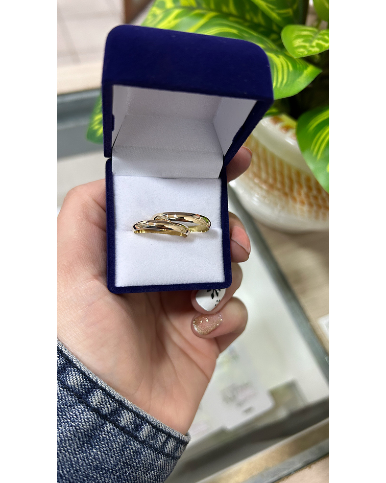 Argolla modelo inglés - 4 mm - 4 grs  cod A003