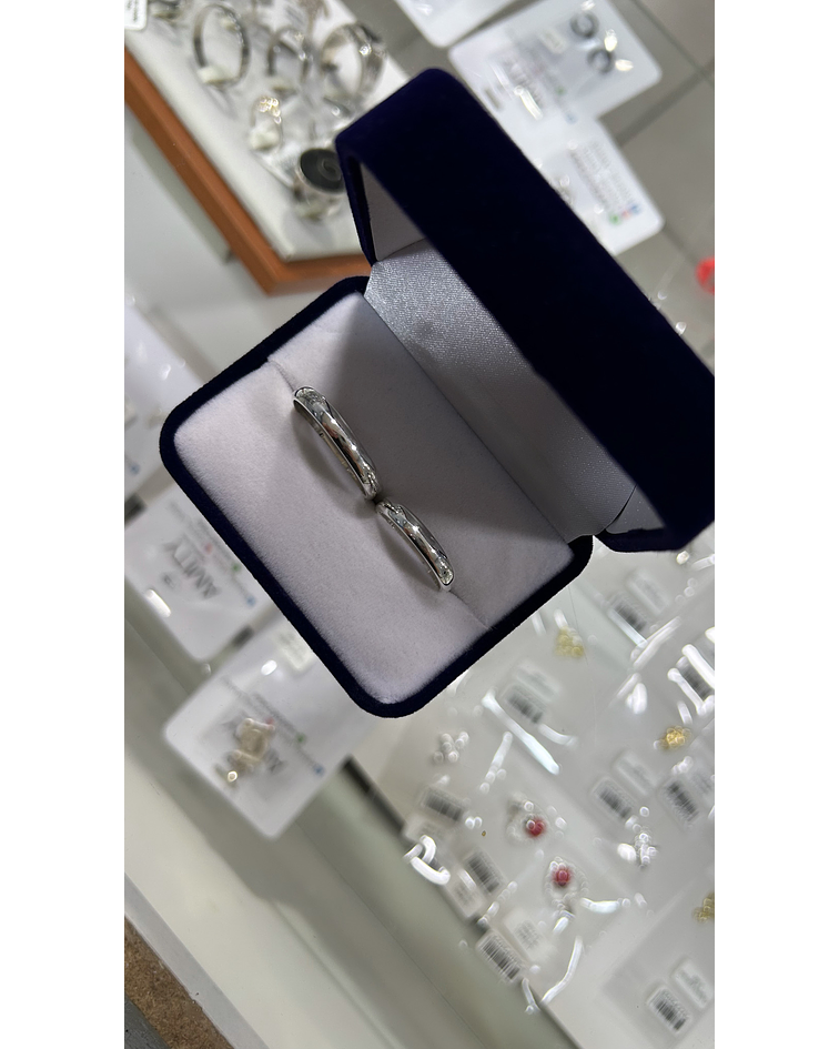 Argollas modelo media caña 4 mm 