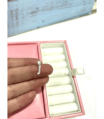 Colgante letra J con circones