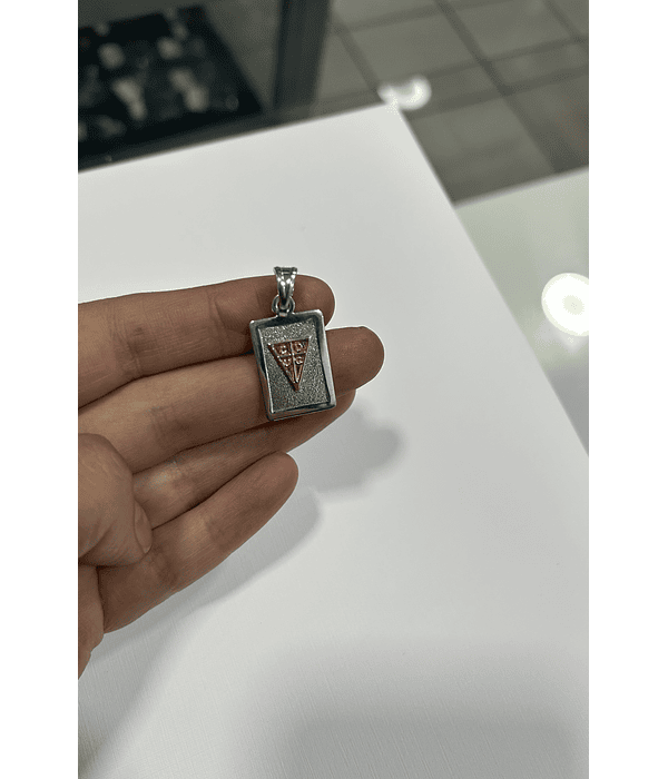 Colgante universidad católica  