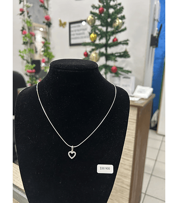 Collar con corazón microcircón 