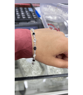 Pulsera circones blanco y negro 