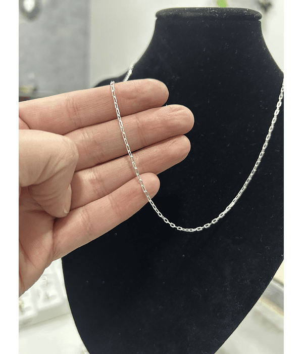 Cadena modelo tradicional 40 cm 