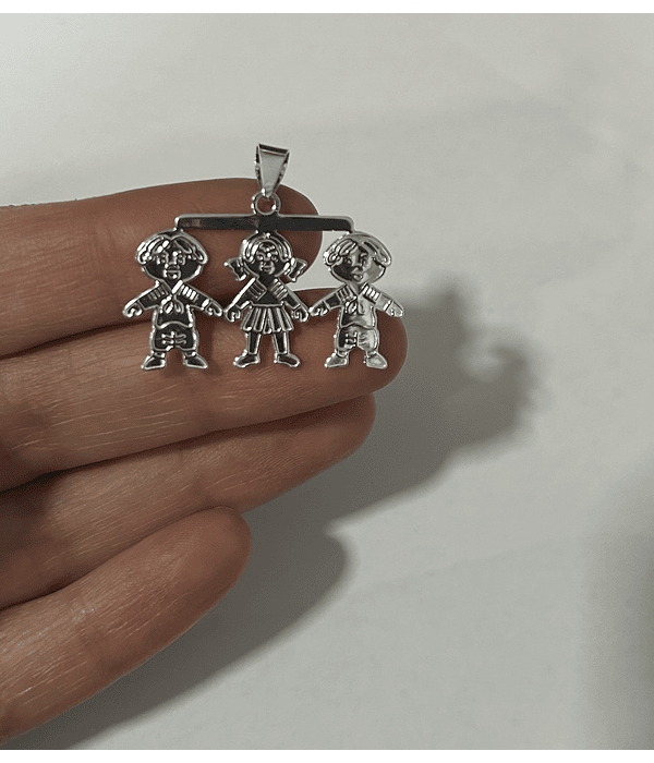 COLGANTE NIÑO NIÑA NIÑO 