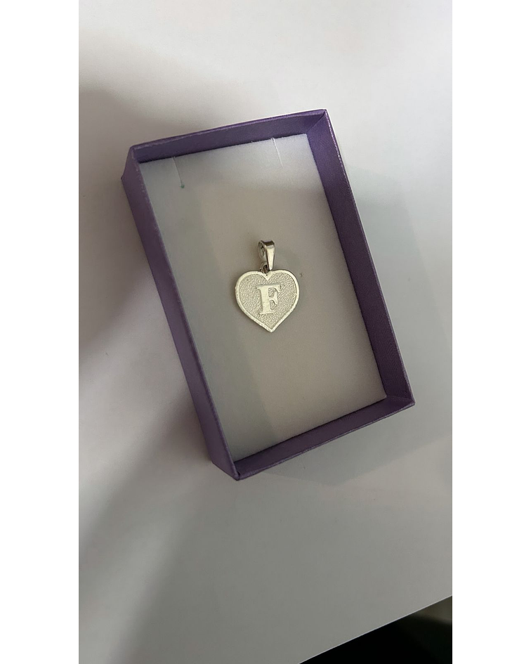 COLGANTE LETRA CORAZON 