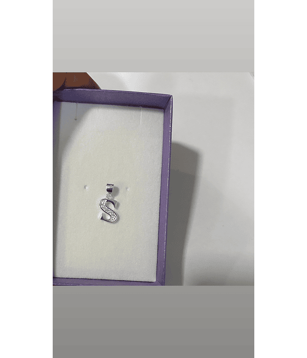 COLGANTE LETRA CON CIRCONES