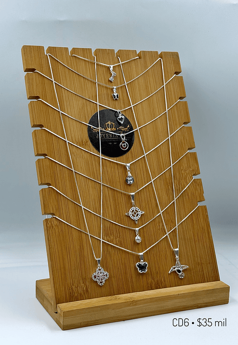 Lote CD6 • Cadenas con dije