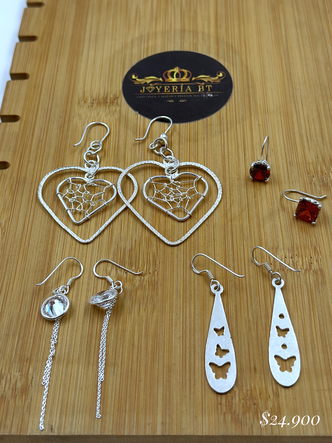 Lote AM12 • Aritos 1