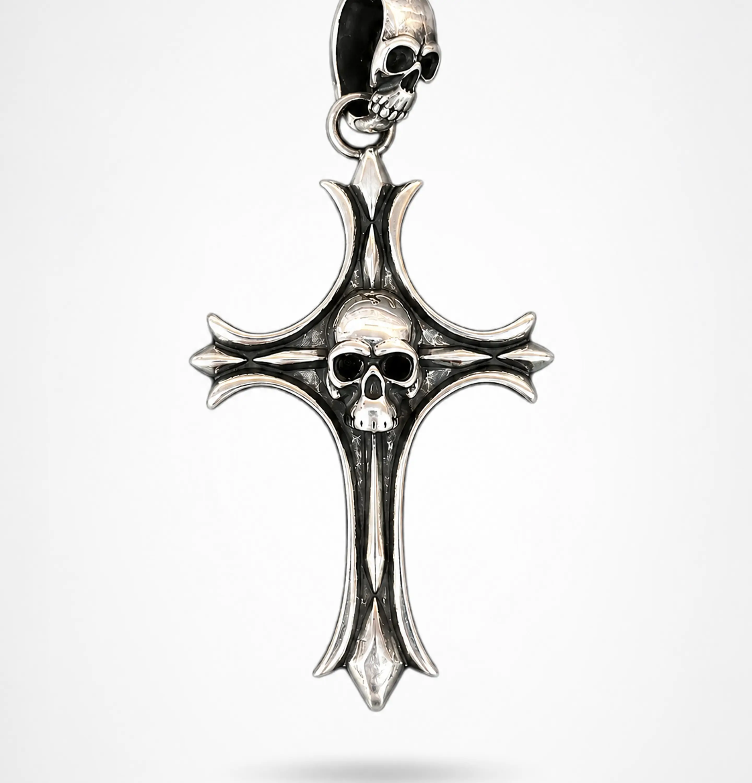 Dije Cruz Gótica Skull 1