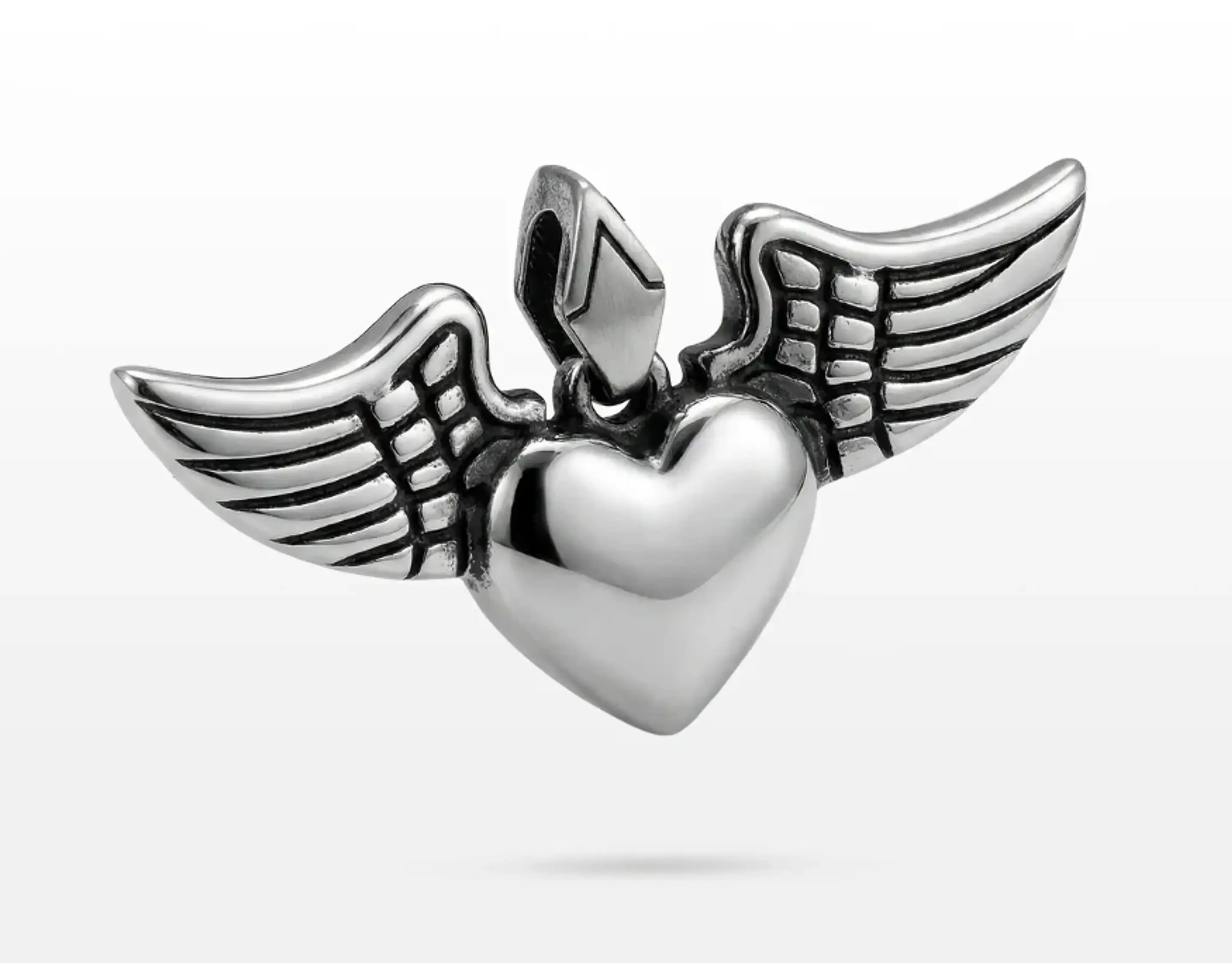 Dije Corazón Alado 3