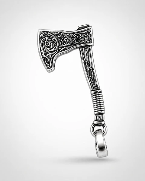 Dije Hacha Nórdica Ornamentada