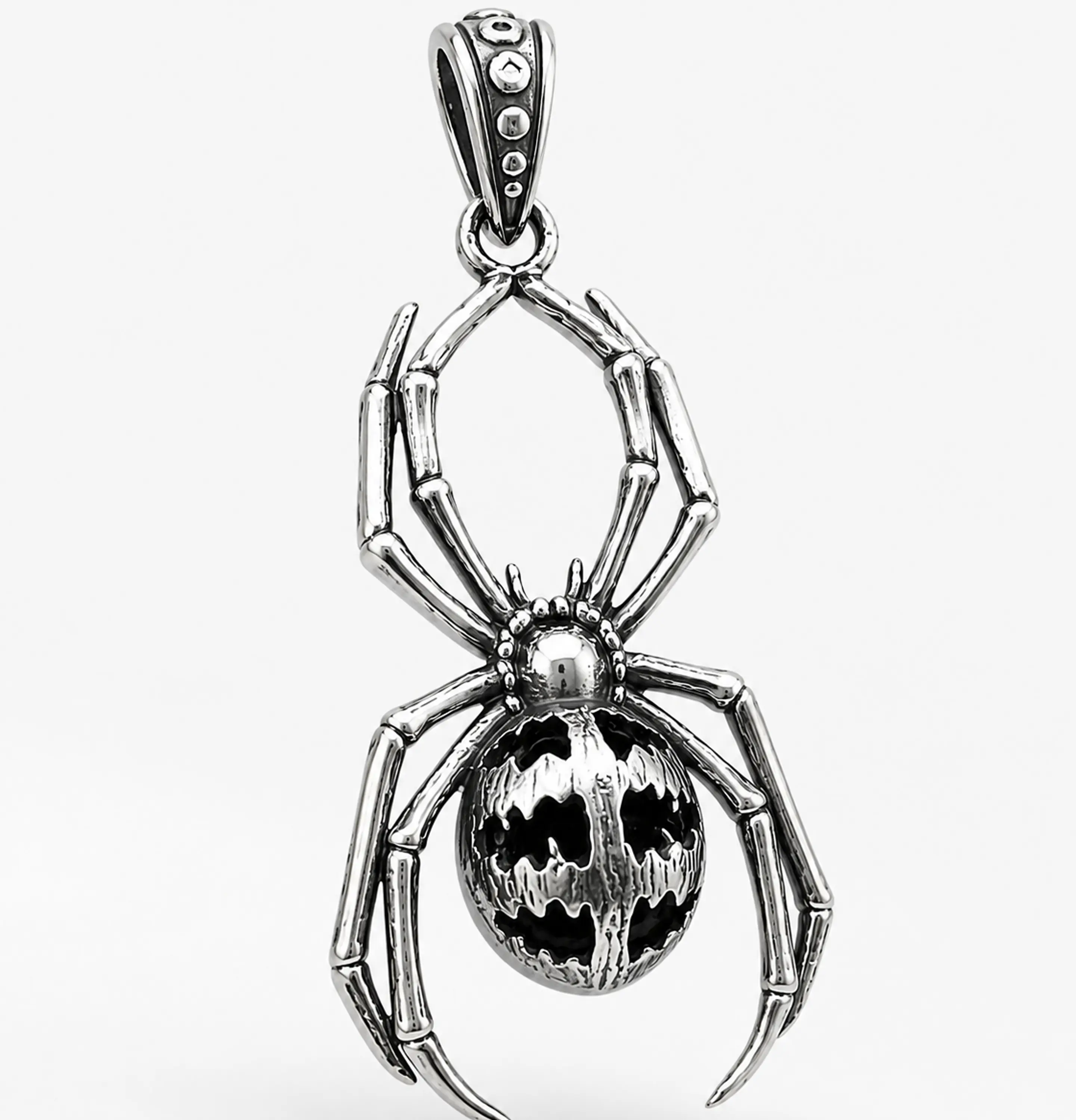 Dije Araña Gótica 2