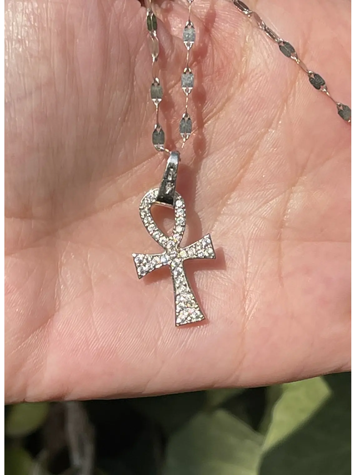 Colgante Cruz con brillantes en Oro Blanco 18K 2