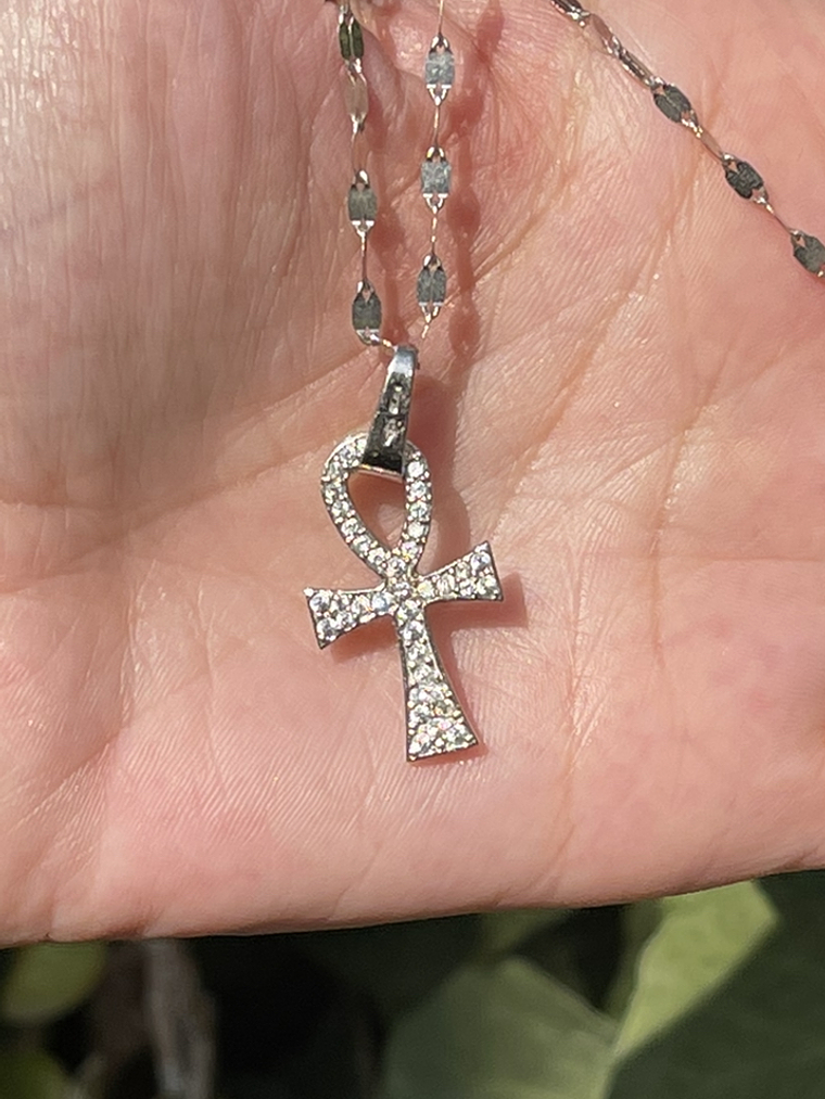 Colgante Cruz con brillantes en Oro Blanco 18K 2