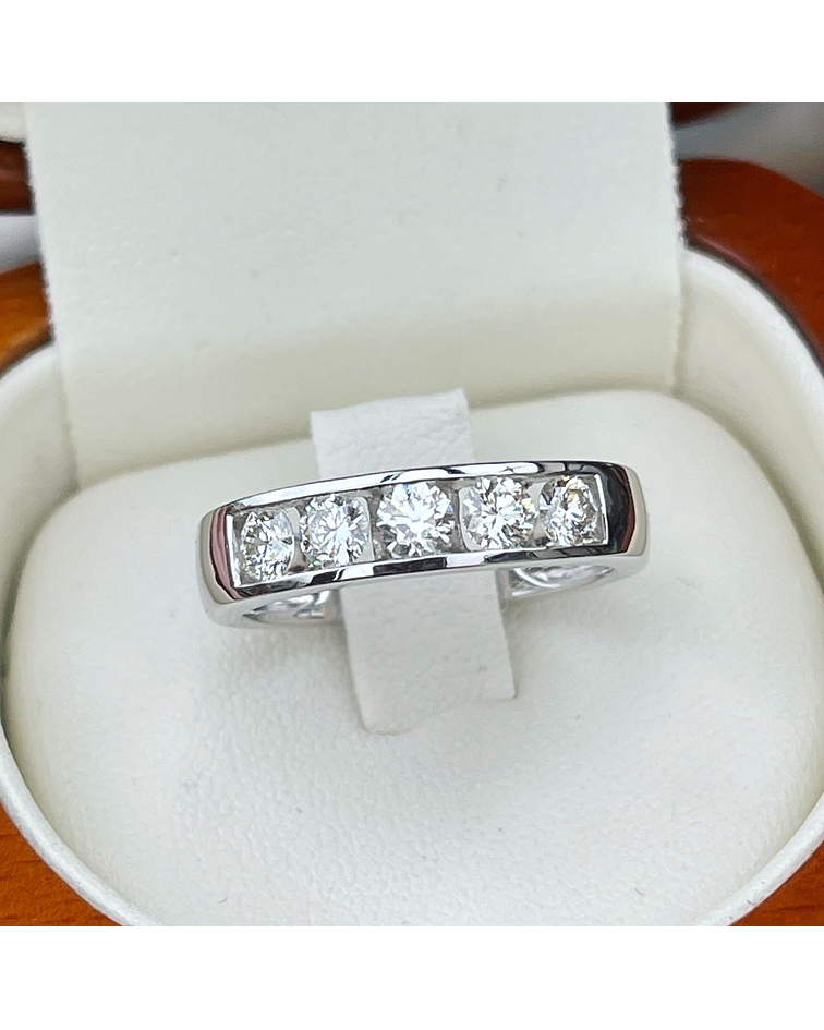 Cintillo 1 Ct Diamantes Oro Blanco 18k | Joyería Grimaldi