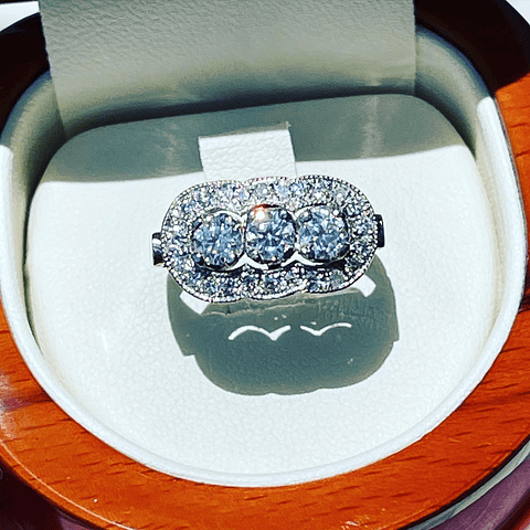 Anillo Vintage Redondo 105 Puntos inspirado en el Anillo de la Nona en Platino