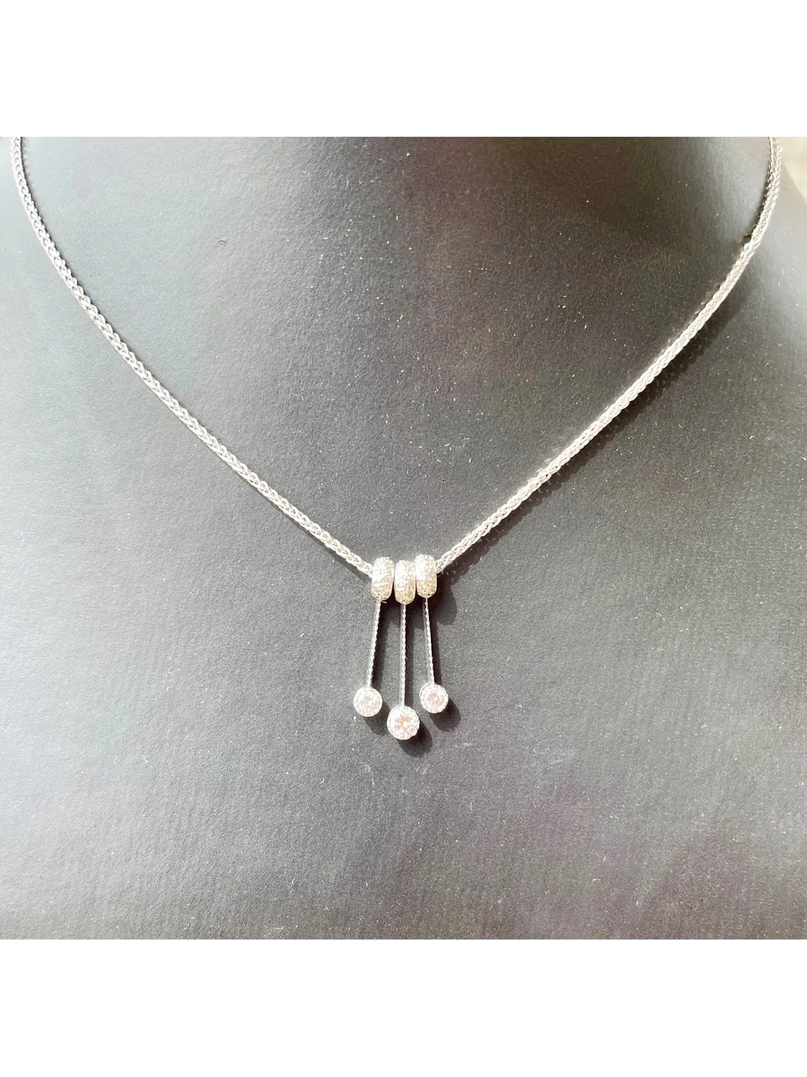 Collar Italiano grueso Diamantes con 3 pendientes en Oro Blanco 18K 2