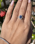 Elegante Anillo Zafiro Azul Ceylán Ovalado con Doble Halo de Diamantes