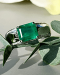 Anillo Preciosa Esmeralda Rectangular Diamantes en Oro Blanco 18kl