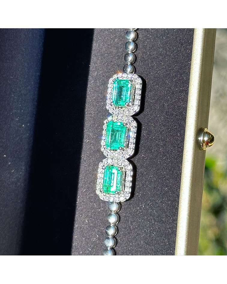 Maravillosa Pulsera Grandes Esmeraldas Diamantes en Oro Blanco 18kl