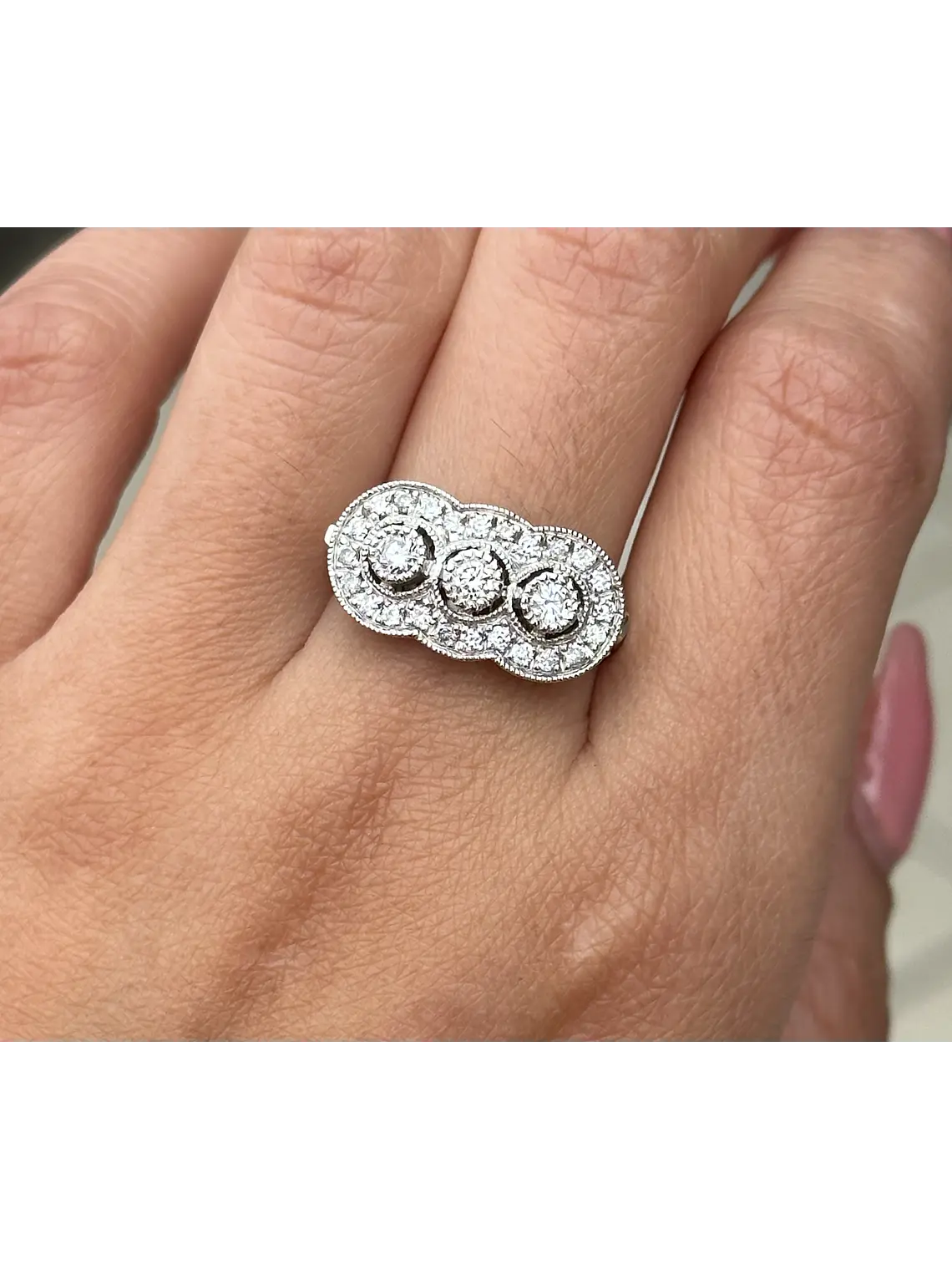 Anillo Vintage Inspirado en el Anillo de la Nona Petit en Platino 5