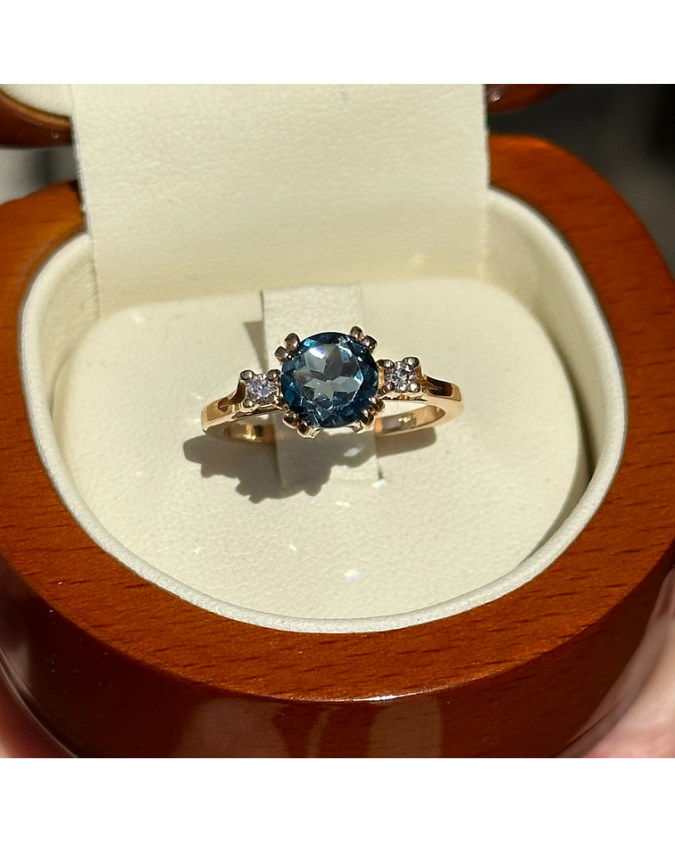 Exclusivo Anillo Tricillo Topacio London Blue Diamantes Oro Amarillo 18Kl