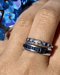 Anillo Cintillo Zafiros Azules de Ceylán y Diamante Oro Blanco 18kl 