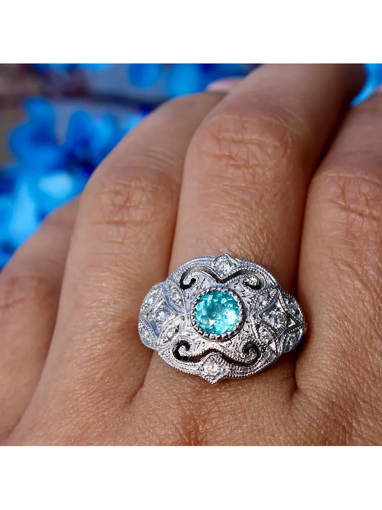 Anillo Vintage con Hermosa Apatita y Diamantes en Platino 3