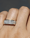 Anillo Cintillo 180 Puntos Diamantes Princess Engaste Invisible en Oro Blanco 18K