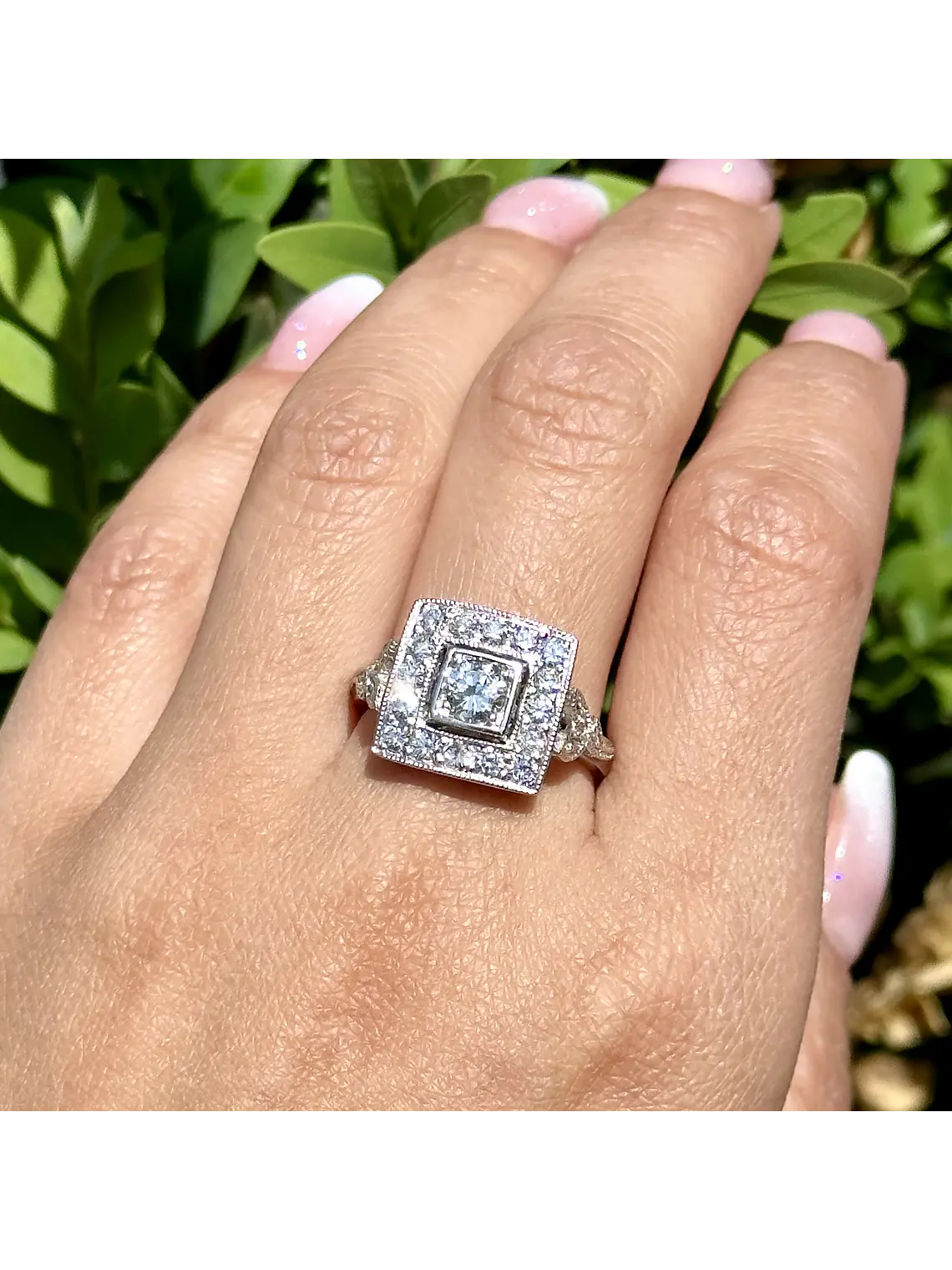 Gran Anillo Cuadrado Diamantes Naturales en Platino 6